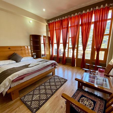 Hotel Mansarovar Inn Munsyari Luaran gambar
